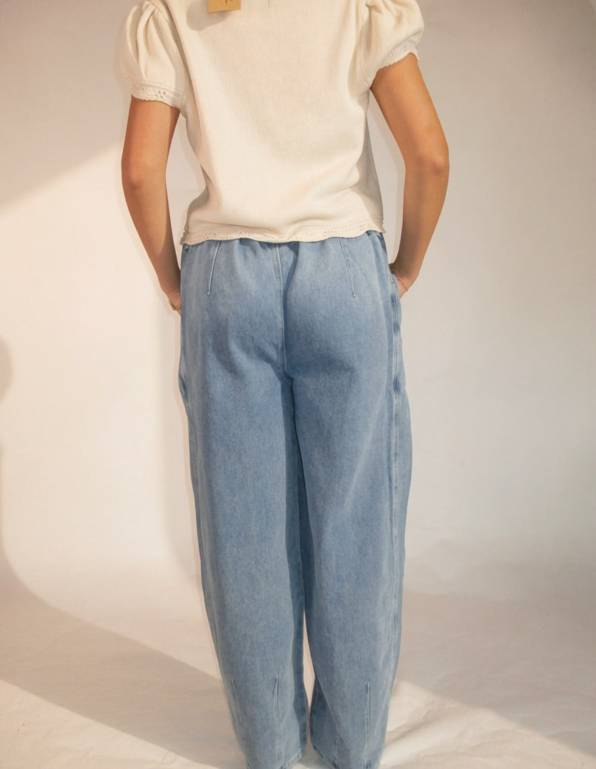 Denim barrel drawstring jeans